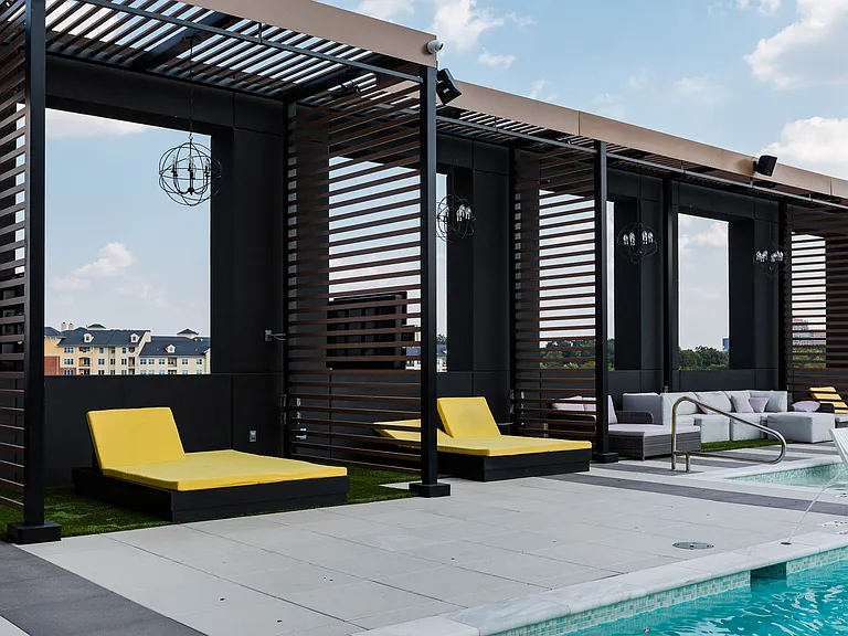 Mckenzie | Pool Area