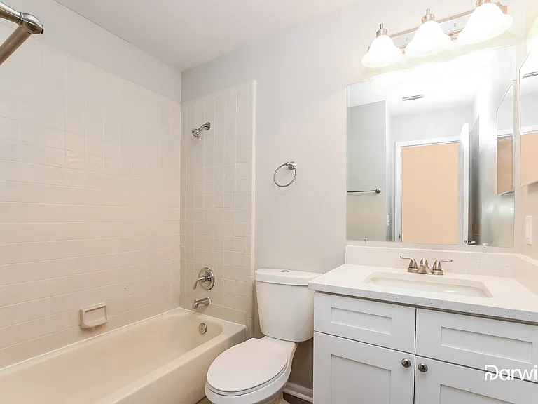 617 Charing Cross Ct — Photo 14