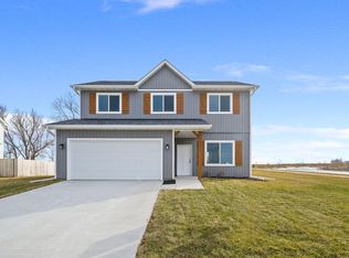 5628 Allerton Dr, Ames, IA 50014