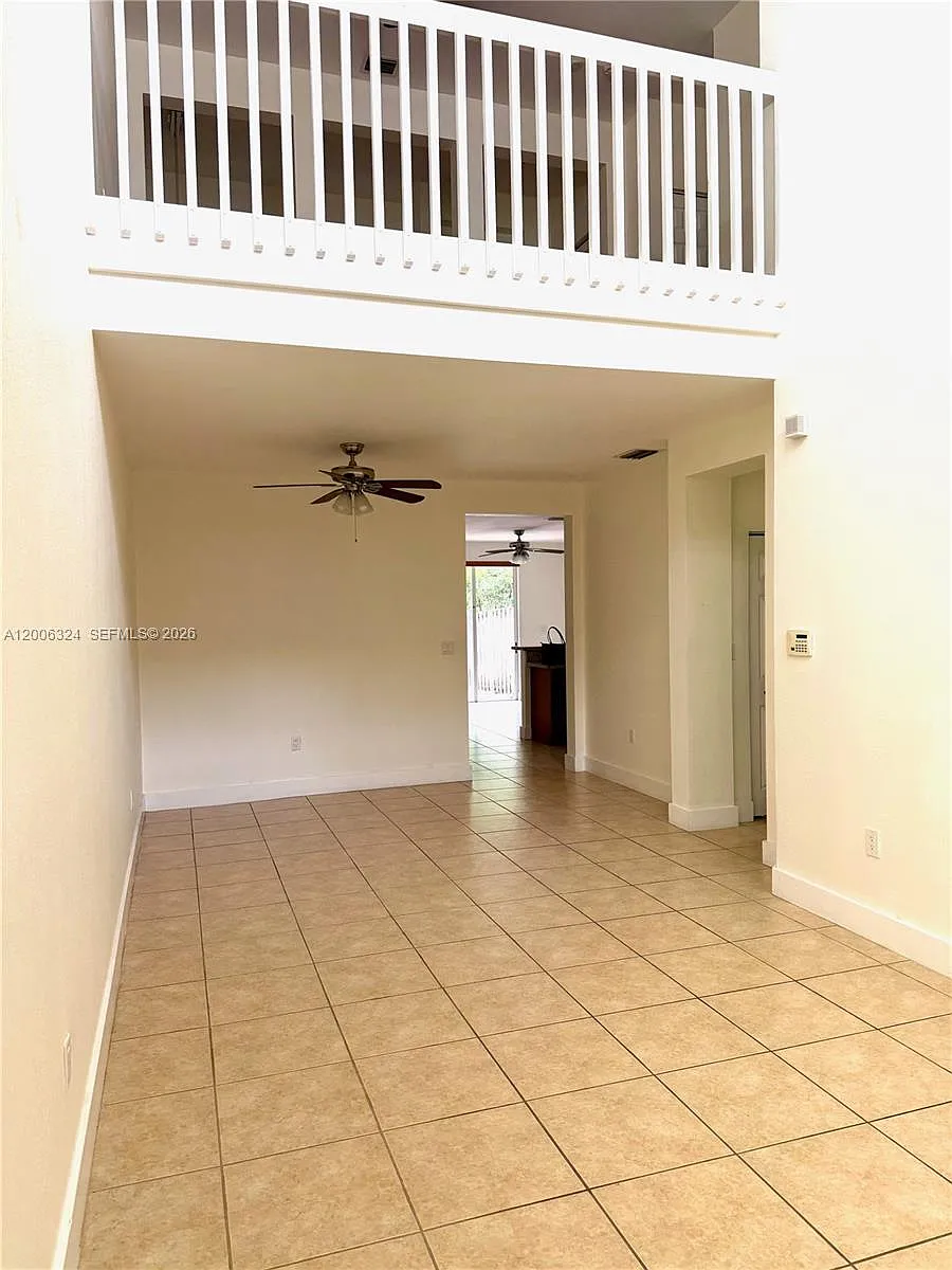 Building Photo - 10747 NW 76th Ln