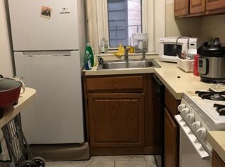 463 Park Dr APT 8, Boston, MA 02215