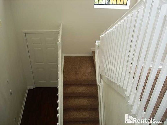 4th image of 1005 Tullamore Dr