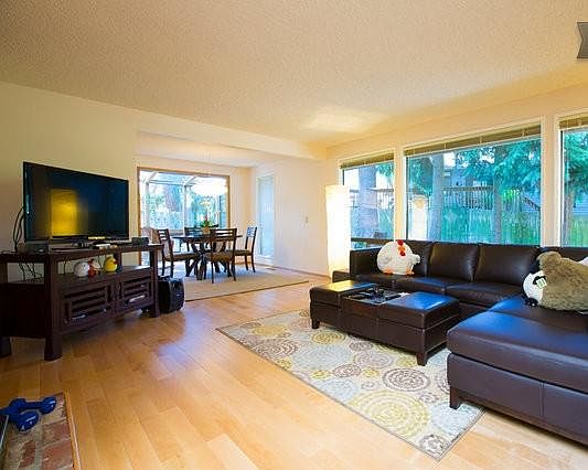 4th image of 12106 SE 46th Ct