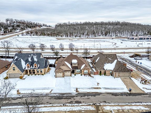 2nd image of 7904 Rome Way