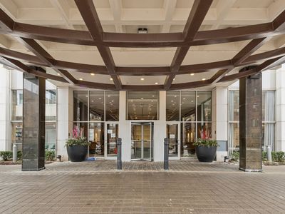 655 W Irving Park Rd APT 4212, Chicago, IL, 60613