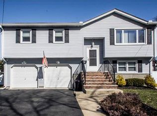 11 Tracey Dr, Milltown, NJ