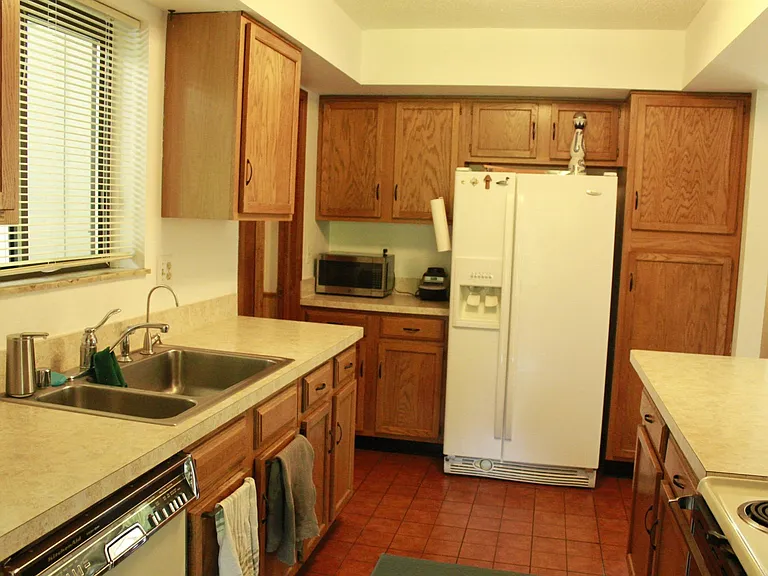 473 Fairwood Rd — Photo 10