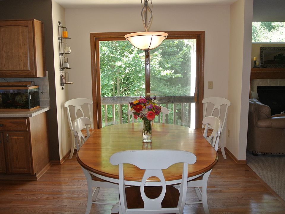 1st image of 437 Highbanks Valley Ct