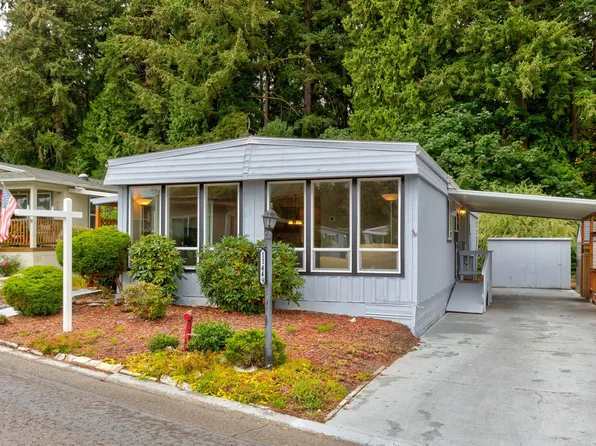 11449 SW Royal Villa Dr, Portland, OR 97224