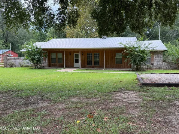 411 Drysdale Rd, Carthage, MS 39051