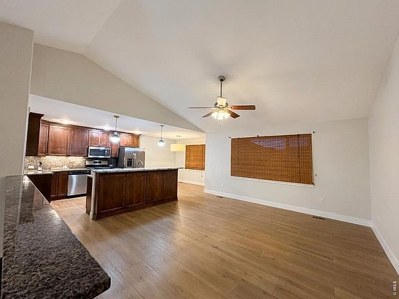 3rd image of 109 Primrose Ct