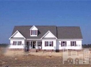 11 Cabin Crk, Clinton, NC 28328