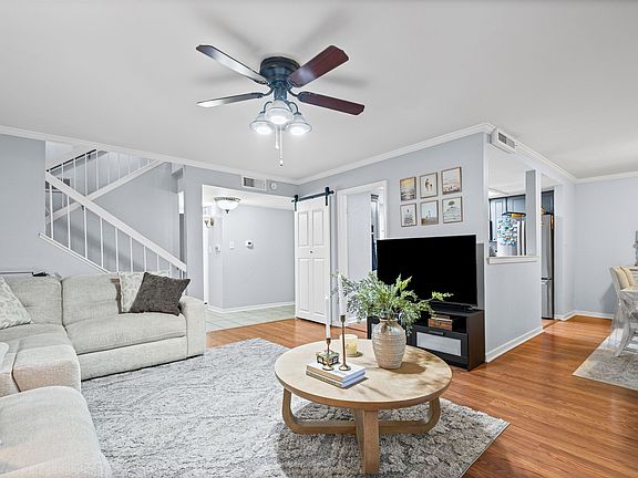 4th image of 736 Forest Lake Dr #3302