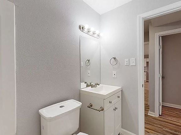 5th image of 5275 Berard Cir