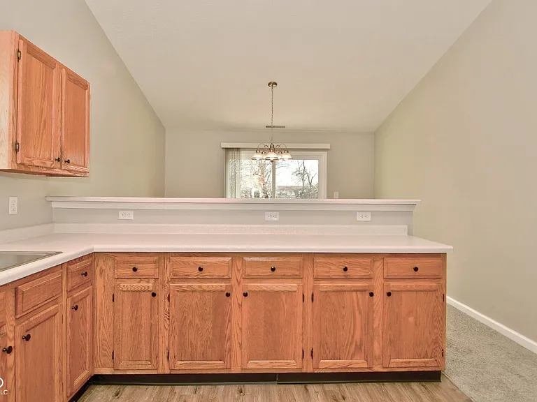 1431 Sanner Dr — Photo 12