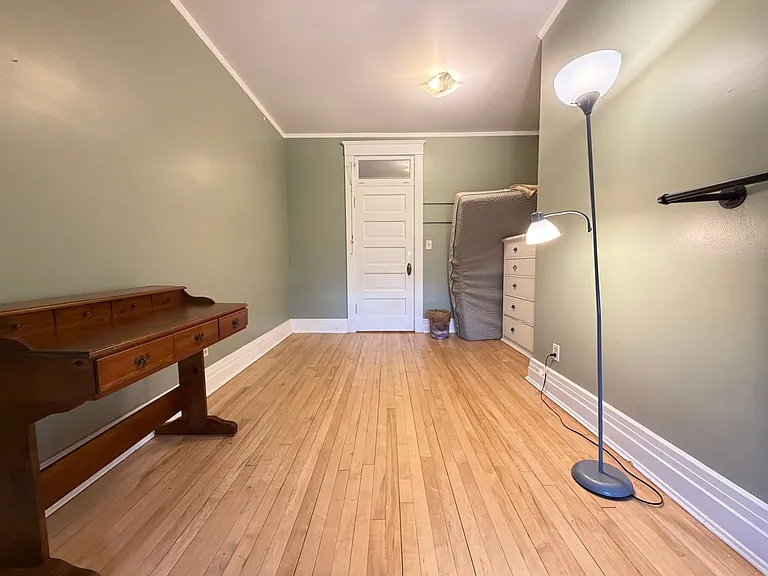 2307 E Superior St #3 — Photo 14