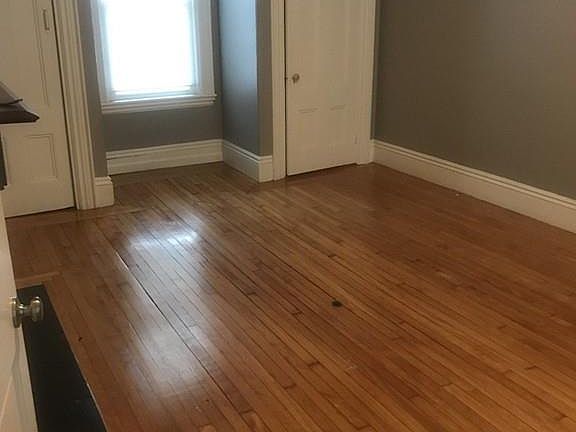 2nd image of 364 Essex St APT 2