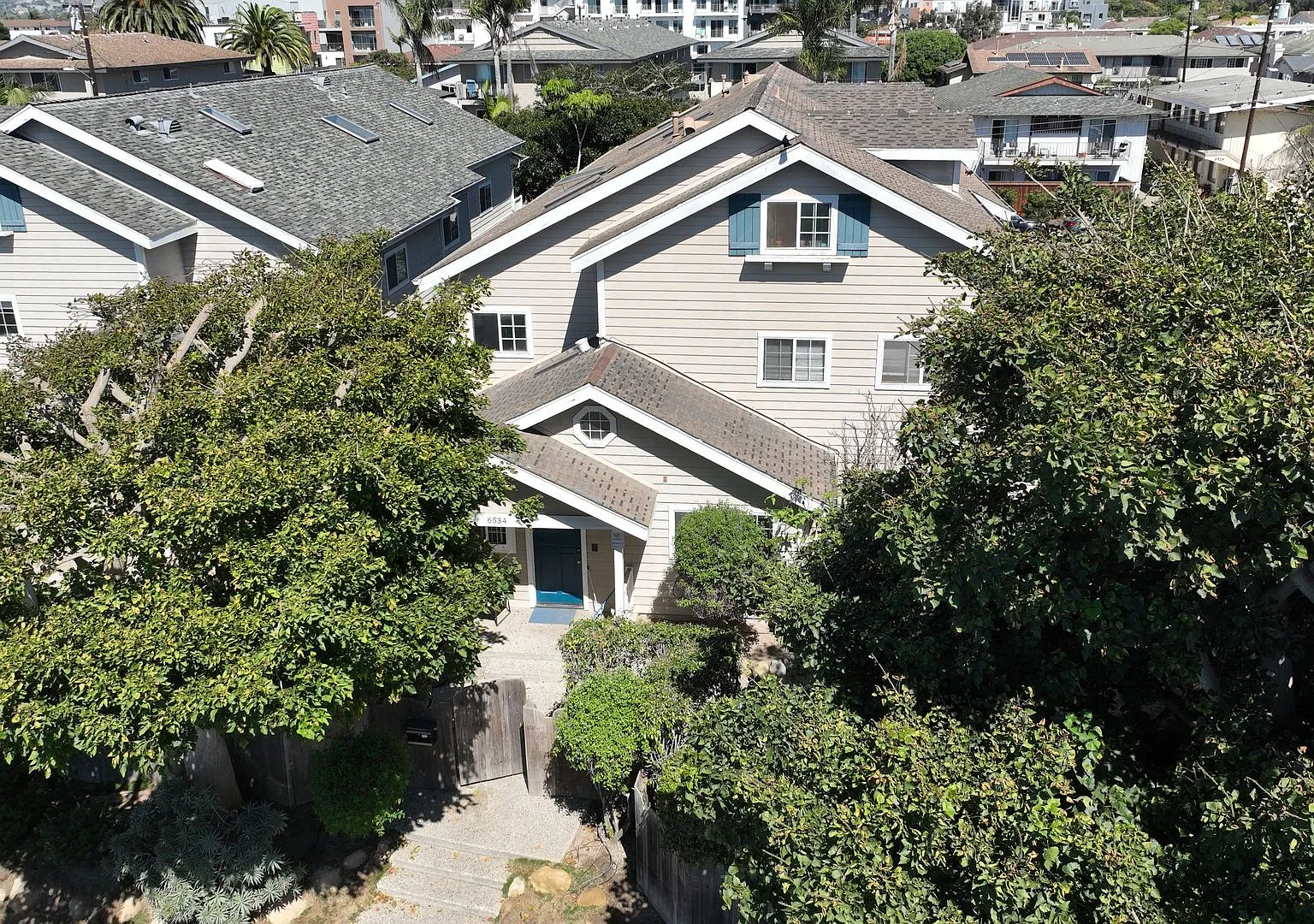 6534 Del Playa — Photo 3
