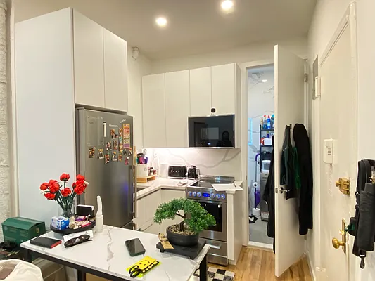 Rented by Keller Williams NYC | media 3
