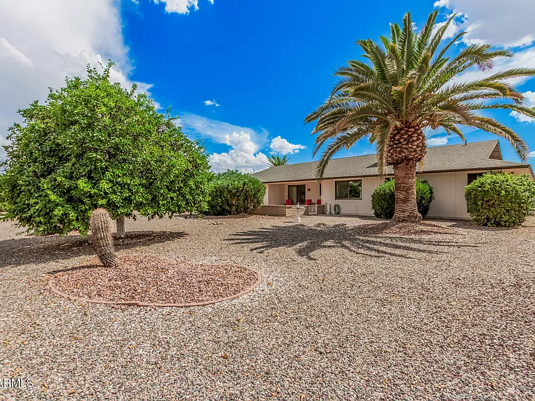 12930 W Seville Dr — Photo 32