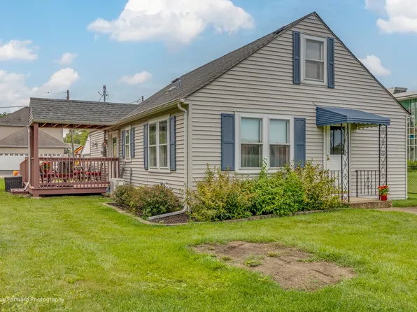 344 S Center St, Bensenville, IL 60106