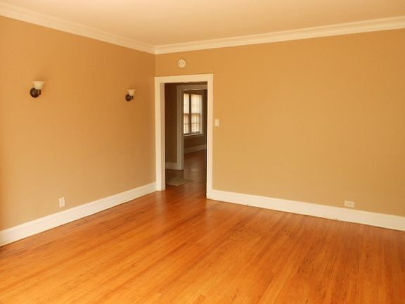 4th image of 8411 S Ingleside Avenue # Fl 3rd