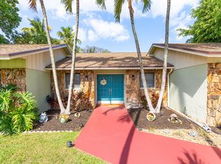 267 Old Country Rd S, Wellington, FL 33414