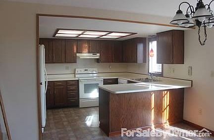 5th image of 3760 Parkview Dr