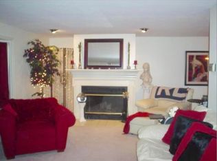 1 Narragansett Ave #C, Worcester, MA 01607