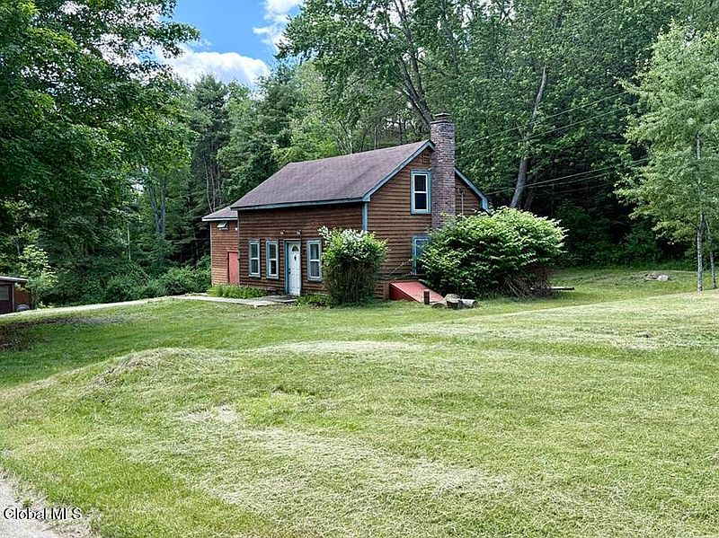 3rd image of 1037 Valentine Pond Road