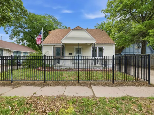 1642 S Mosley Ave, Wichita, KS 67211