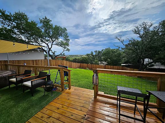 Deck with beautiful views.