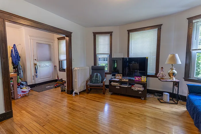 92 Oak Ave #1 — Photo 3