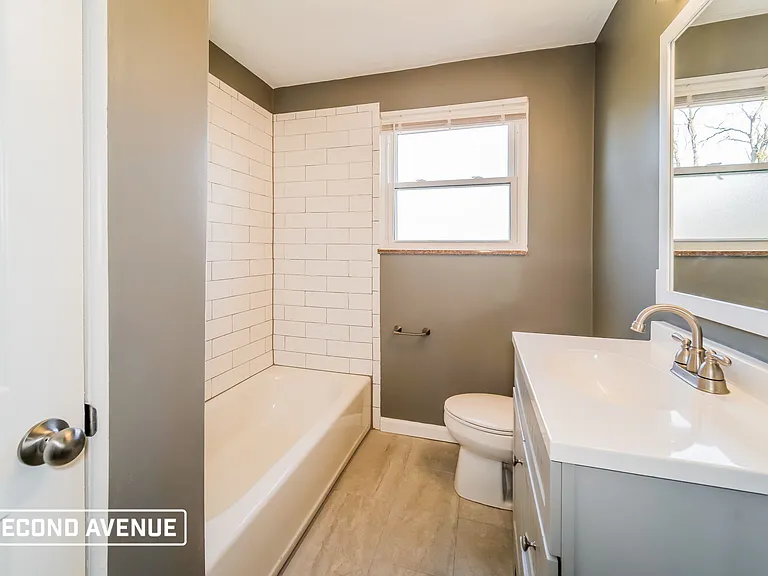 512 Holly Dr — Photo 9