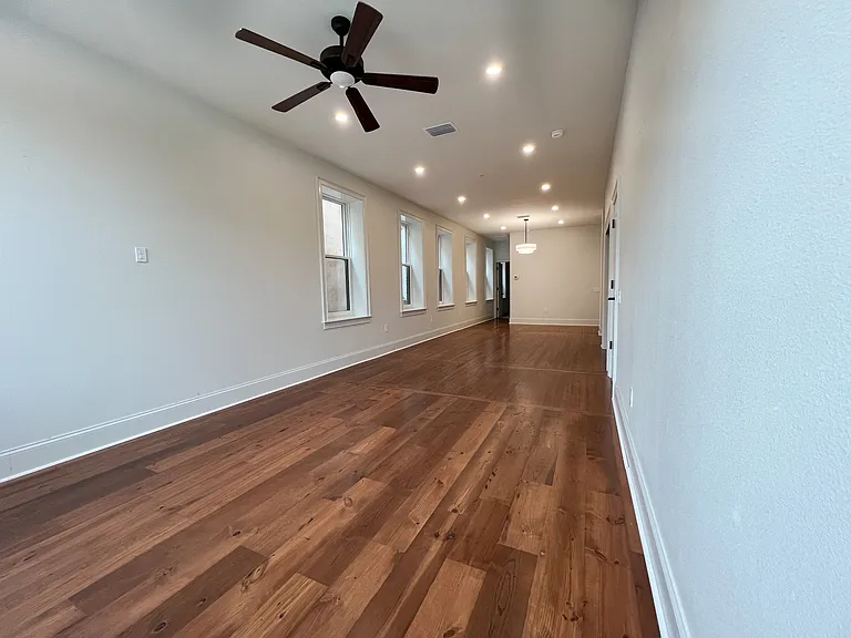 244 E Park Ave #201 — Photo 3