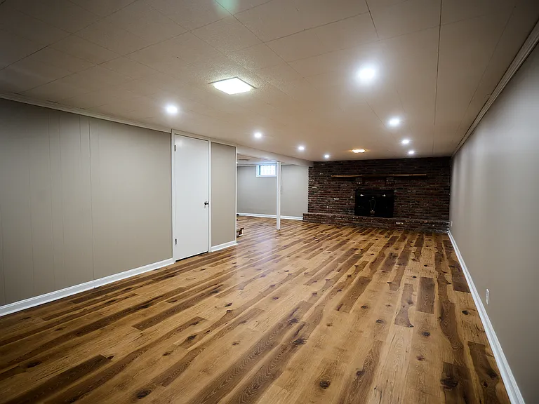 2432 Merriwood Dr — Photo 17