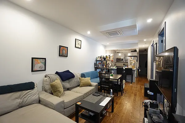 Rented by Rennit Inc. | media 27