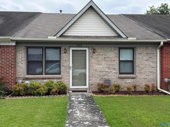 402 Pine St NW, Hartselle, AL 35640