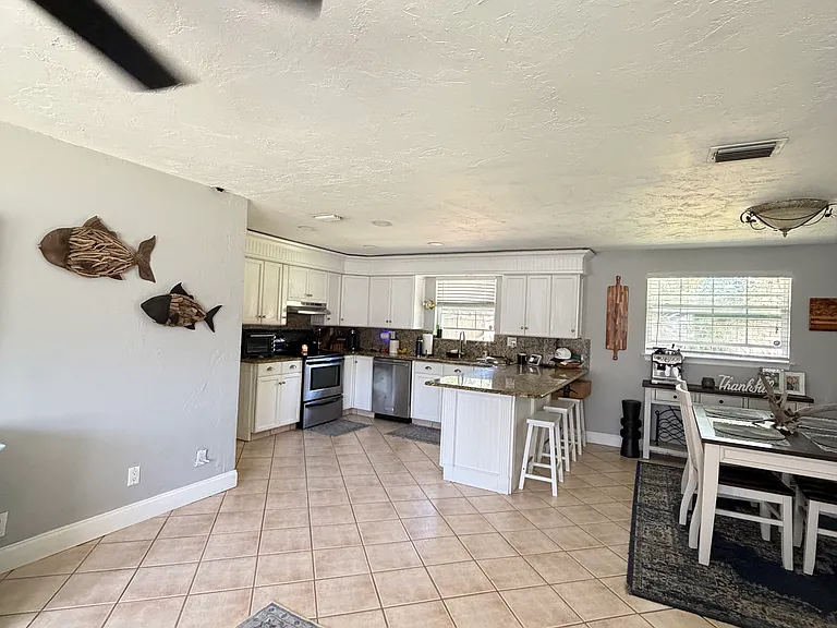 12528 Condor Dr — Photo 8