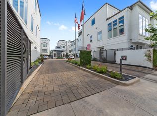 2106 Radcliffe St, Houston, TX 77007