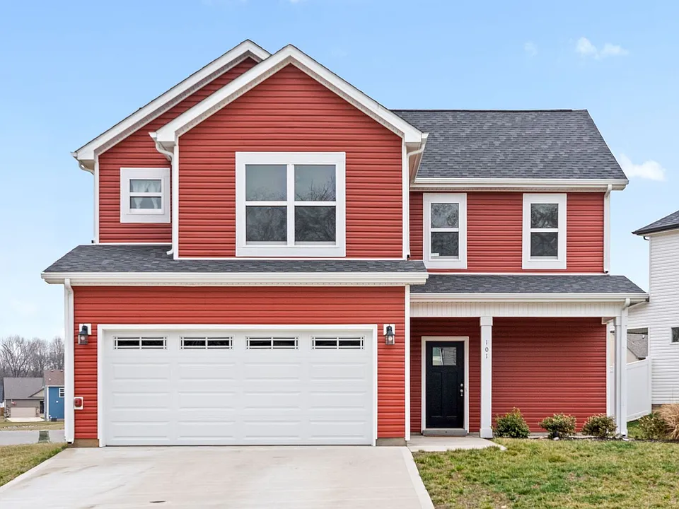 101 Lucerne Ln