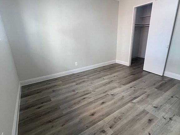 5th image of 1230 W 105th St #1240-20