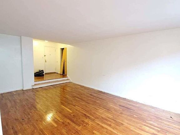 4th image of 405 E 16th St #4AA