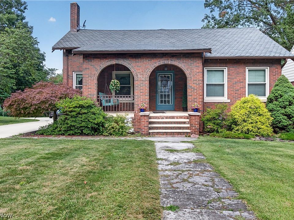 1st image of 156 Woodhill Dr