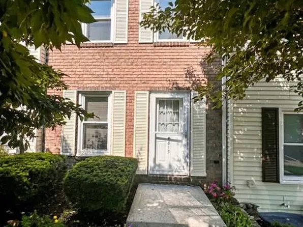 815 Allenview Dr, Mechanicsburg, PA 17055