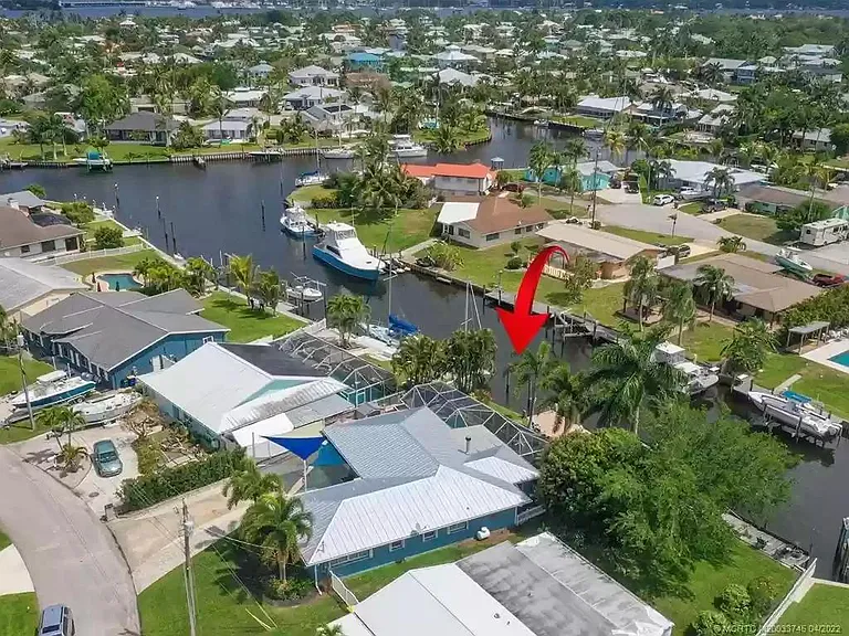 1744 SW Boatswain Pl — Photo 43