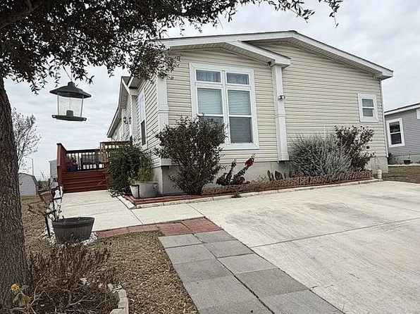 7151 Woodlake Pkwy Unit 413, San Antonio, TX 78218