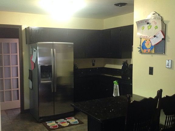2nd image of 396 Oakland Dr