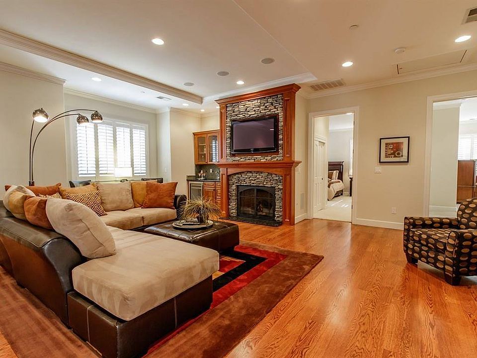 1st image of 344 Alameda De Las Pulgas