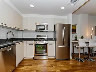 Sold by Avenue Sotheby's International Realty